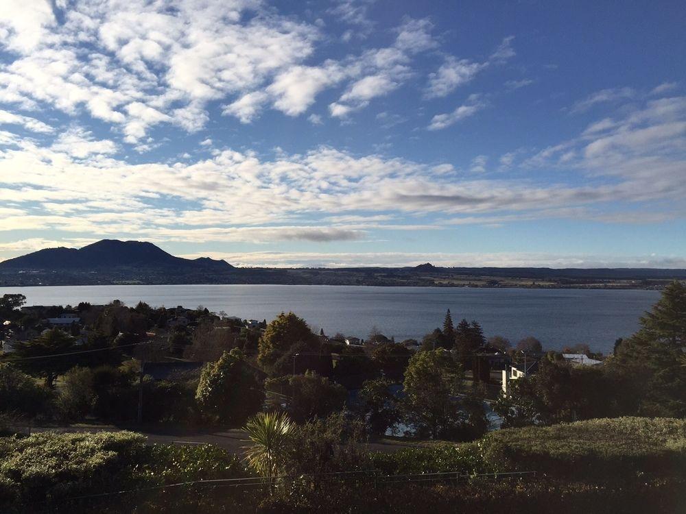 Tauhara Sunrise Lodge Tauposjön Exteriör bild