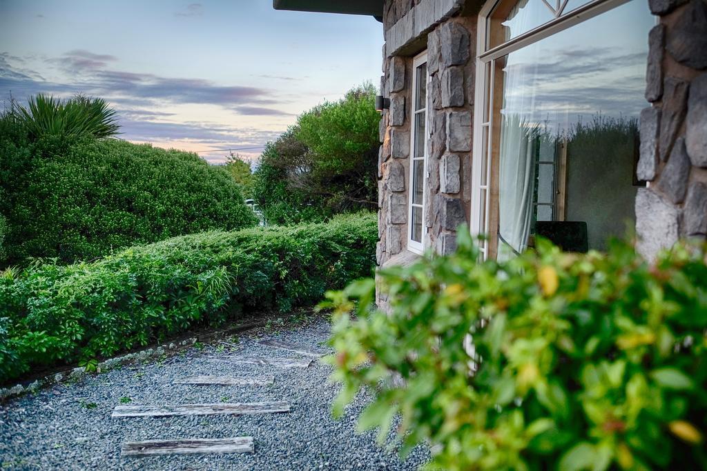 Tauhara Sunrise Lodge Tauposjön Exteriör bild