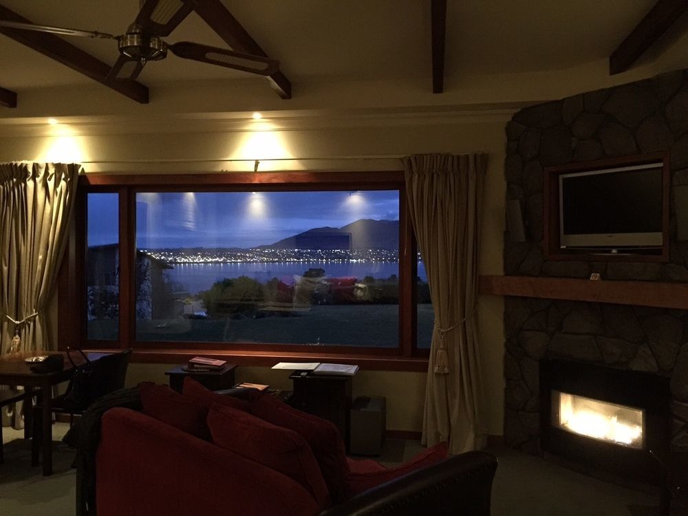 Tauhara Sunrise Lodge Tauposjön Exteriör bild